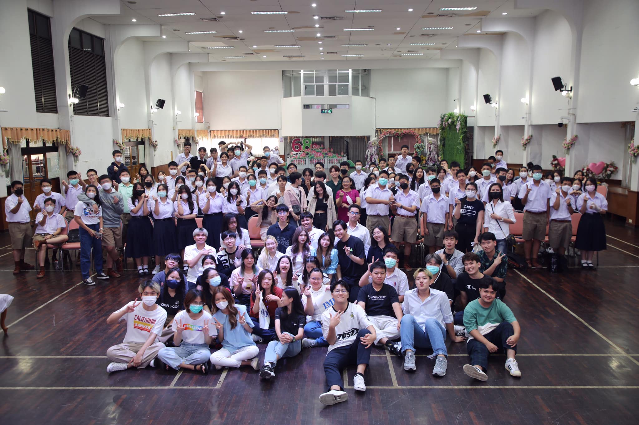 นักเรียน IMP กำลังเรียนคณิตศาสตร์